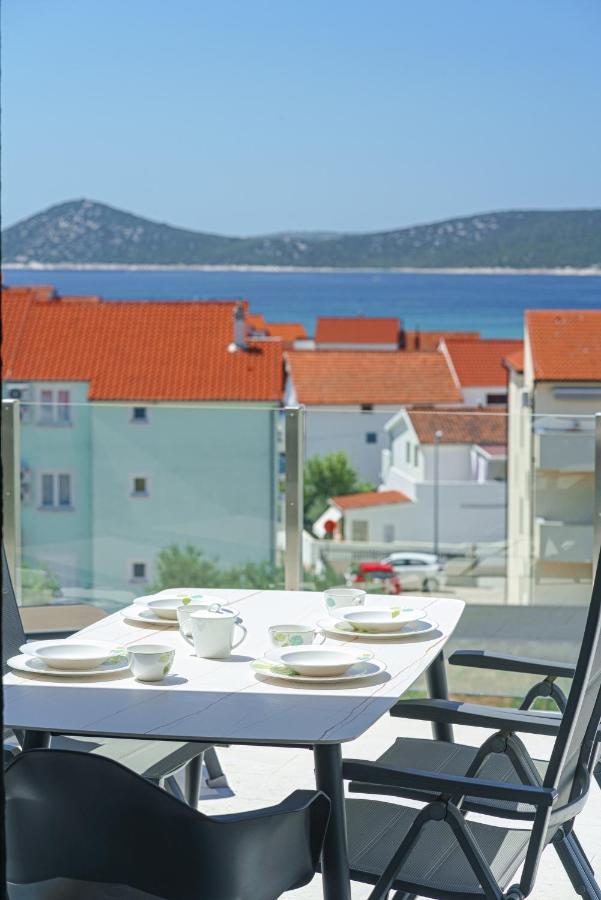 Villa Karen Vodice Grgurev Ante Kukure 93 Exteriör bild