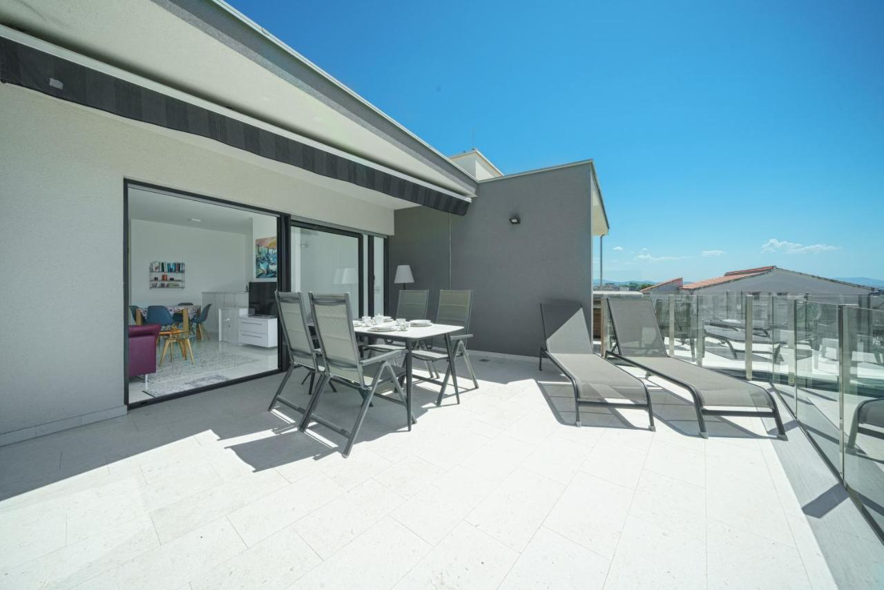 Villa Karen Vodice Grgurev Ante Kukure 93 Exteriör bild