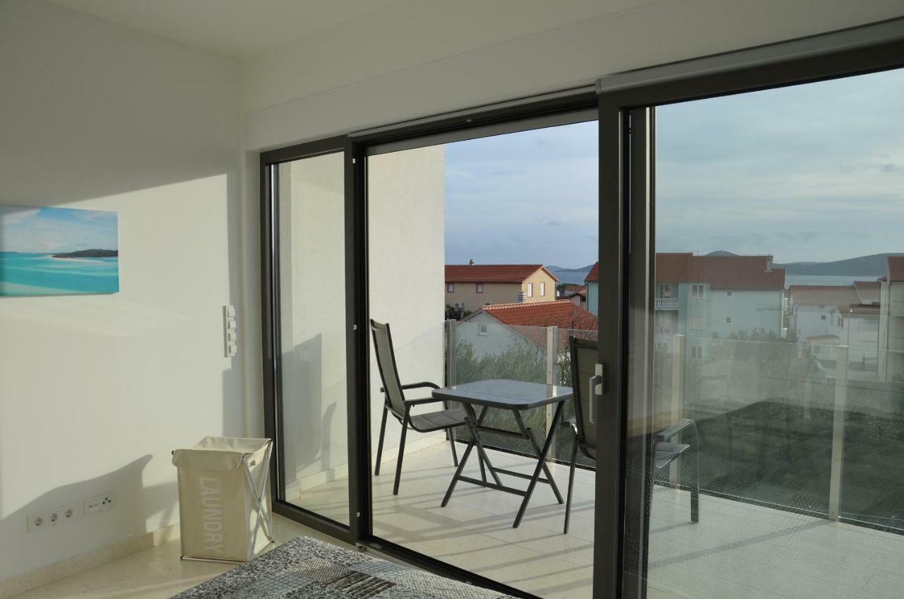 Villa Karen Vodice Grgurev Ante Kukure 93 Exteriör bild